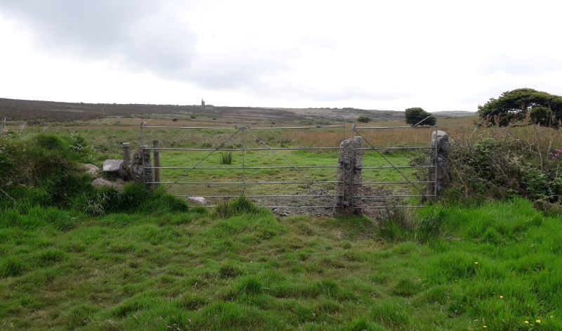 Gate to Fenton Bebibell