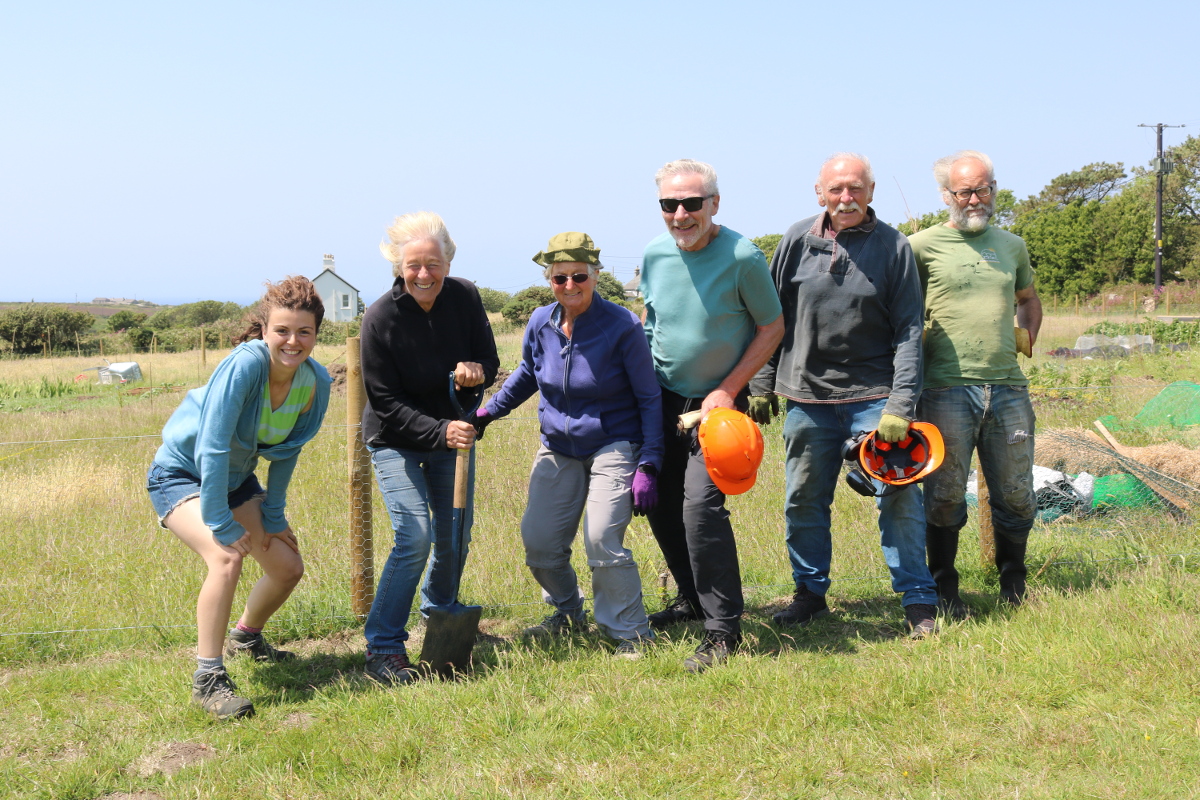 PLP Volunteers at Bosavern Community Farm